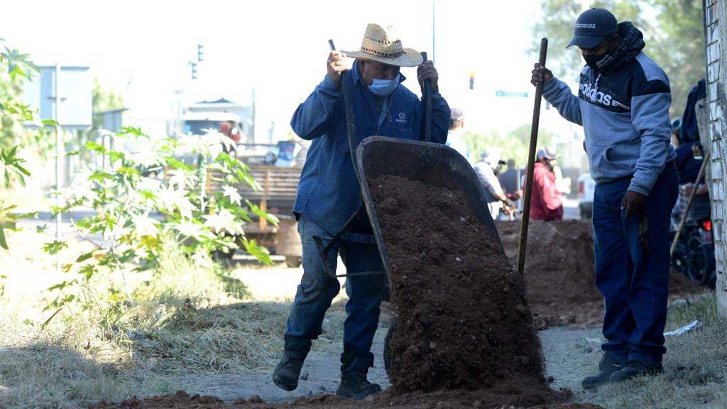 Trabajan en la construcción de un nuevo andador peatonal en Irapuato