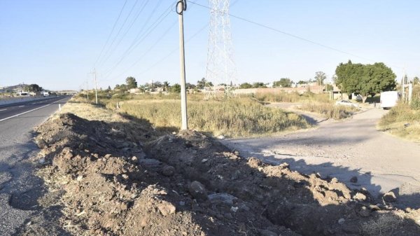 Gobierno Municipal cierra accesos carreteros irregulares al sur-oriente de la ciudad