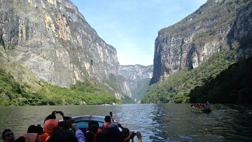 ‘Se esfuma’ hombre que tripuló lancha donde se grabó video ‘porno’ en el Cañón del Sumidero