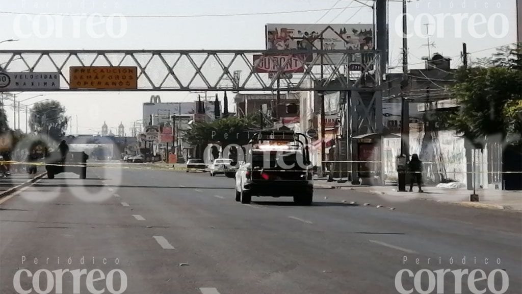 Mujer policía es asesinada a balazos mientras esperaba el camión