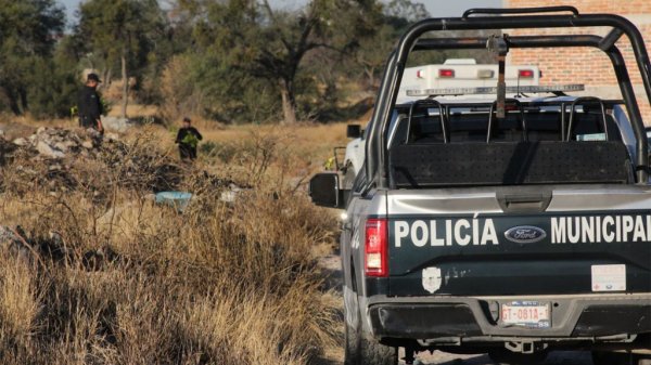 Fosas en Salvatierra denotan posible complicidad de autoridades: obispo de Celaya