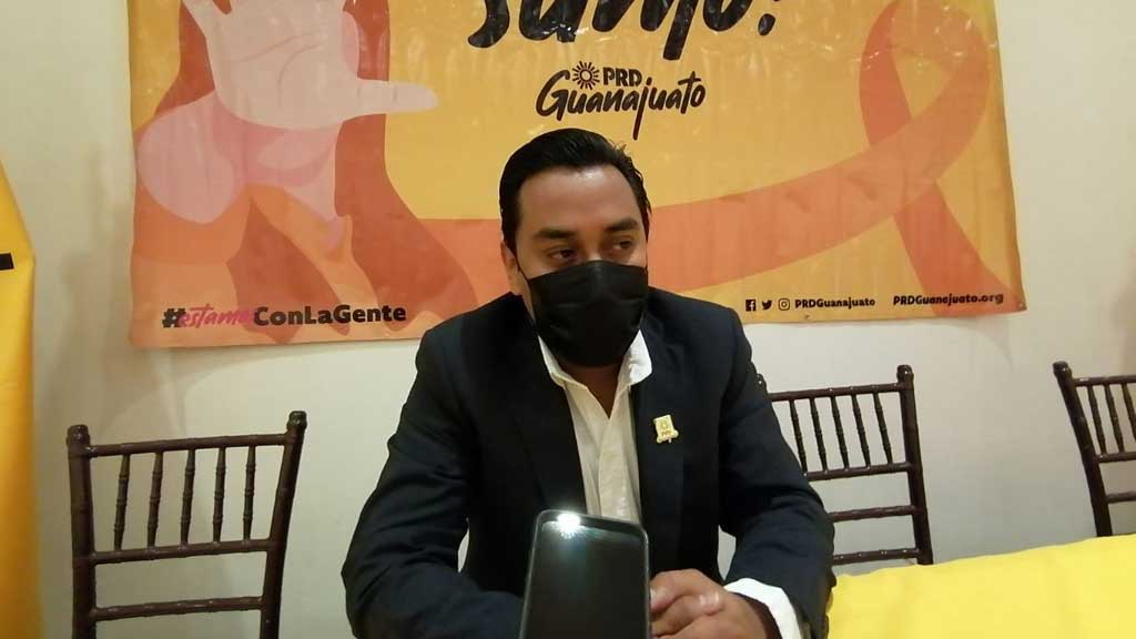 Alianza del PRD y otros partidos no sería para todos los Ayuntamientos ni todos los distritos: Cano