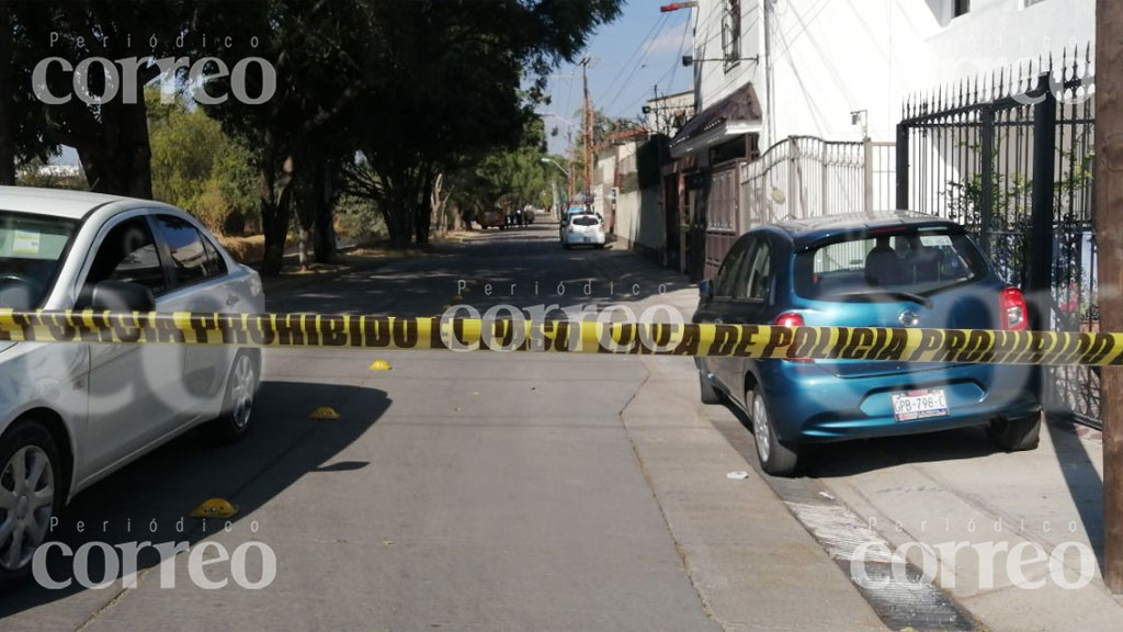 Encuentran cadáver envuelto en bolsas negras