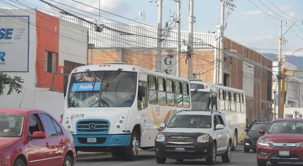 Con nueva propuesta, transporte público llegará a 2 mil 300 unidades