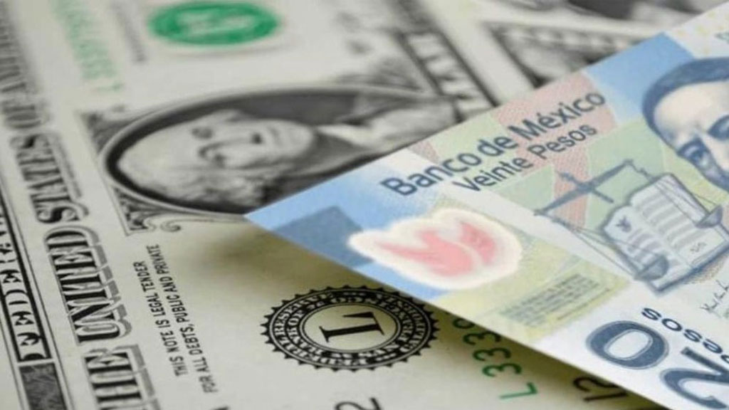 Peso mexicano tiene su primera pérdida desde 2016