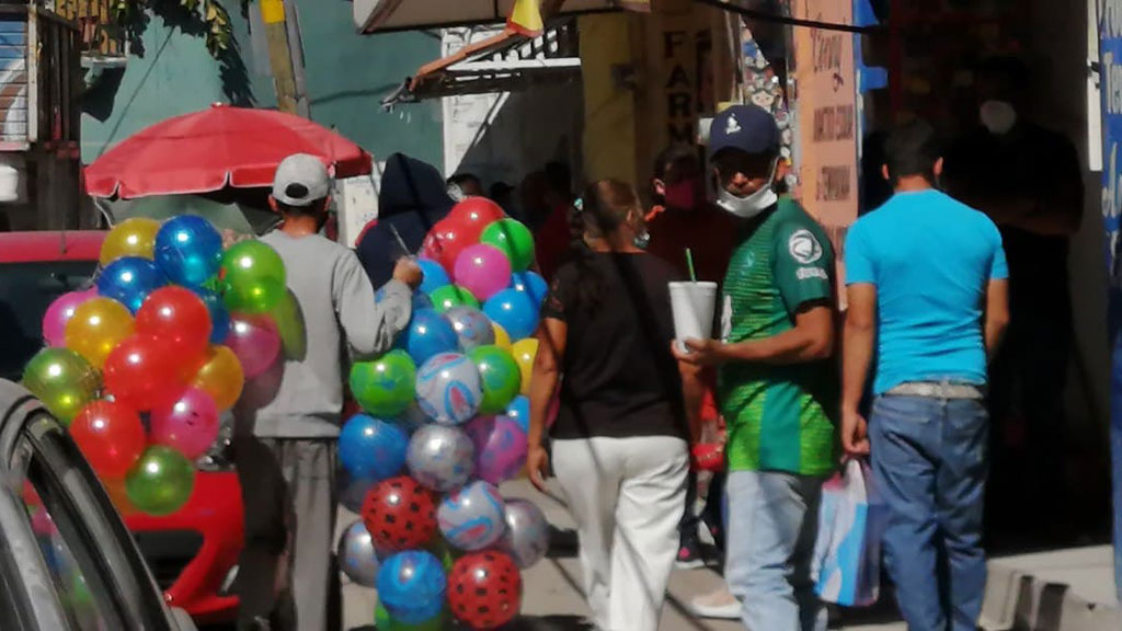 Previenen compras de Reyes Magos, pero no su salud: ignoran medidas sanitarias