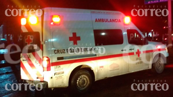 Mujer llega a su casa y encuentra a su hijo herido de gravedad; este fallece en el hospital