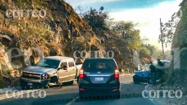 Impactan de frente por Presa de la Esperanza en Guanajuato