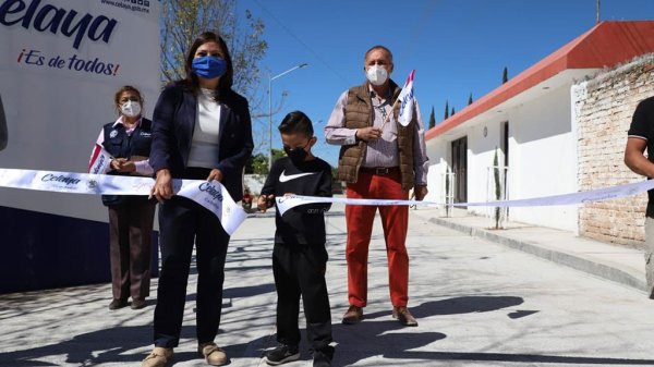 Arrancan obras en El Becerro y entregan en El Puente