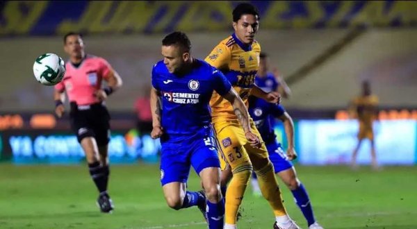 Cruz Azul se impone ante los Tigres