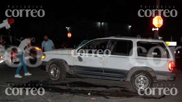 Resultan cinco lesionados por accidente en la Ciudad Satélite