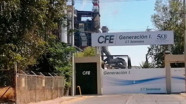 Constructores esperan que se retome obra en planta de CFE