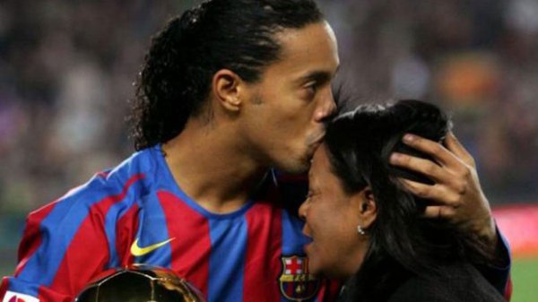 Fallece la mamá de Ronaldinho por Covid-19