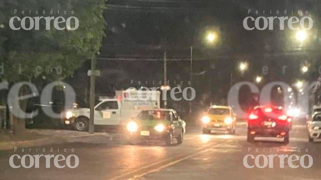 Hallan encobijado al costado del Parque Xochipilli