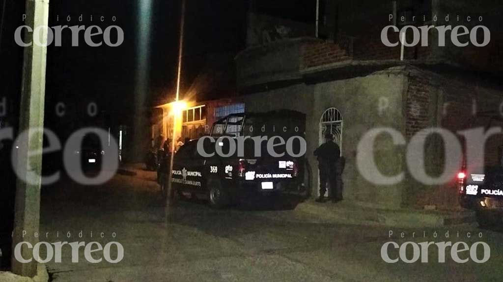 Vecino escucha detonaciones y encuentra un cadáver EN SU TECHO