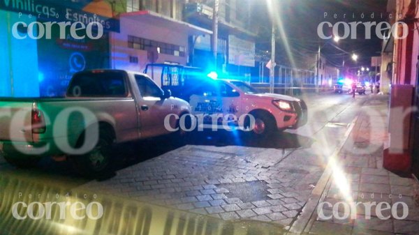 En pleno centro de León, le disparan y lo matan