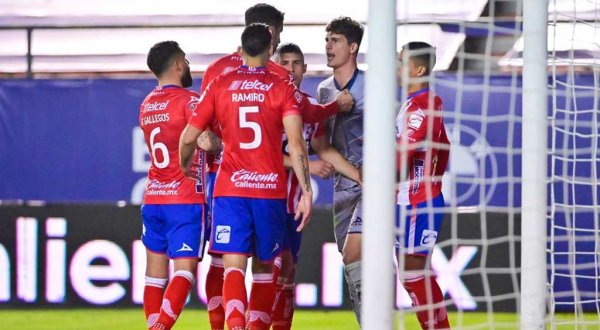 San Luis y Toluca se quedan en el empate