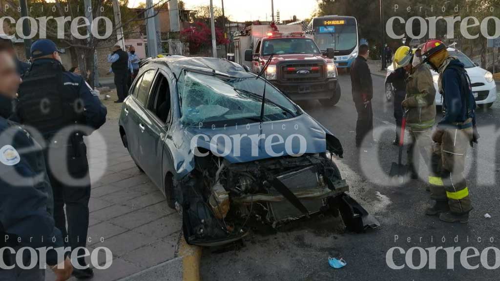 Joven resulta lesionada tras volcar en el Malecón del Río