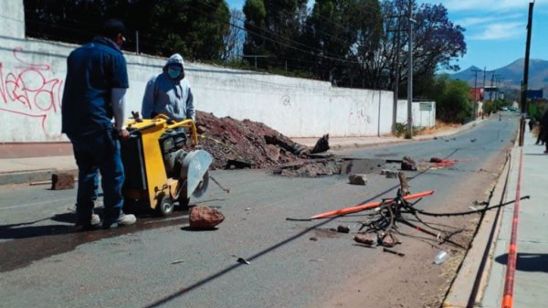 Cierran Fraccionamiento luego de que suelo colapsara