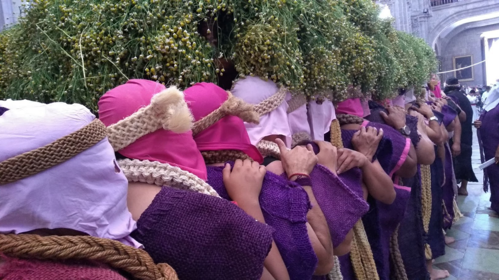 Ni en semáforo amarillo se realizarán celebraciones de Semana Santa