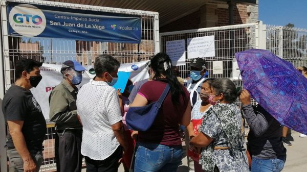 Exigen foráneos ser vacunados contra Covid-19 en comunidades de Celaya