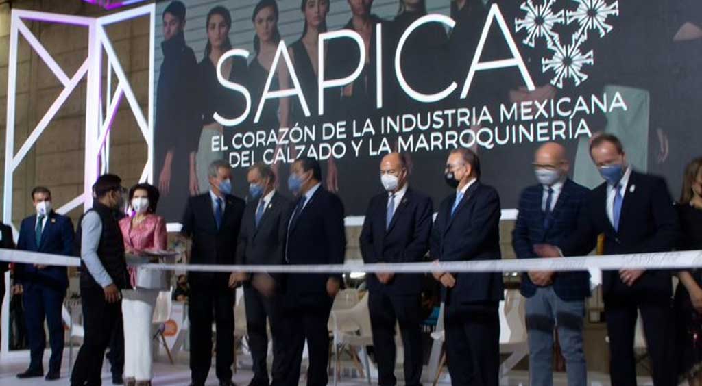 Ante retos económicos inicia Sapica, la feria de la piel y el calzado en León