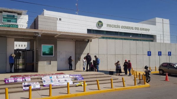 Se reúnen colectivos de búsqueda con Zamarripa