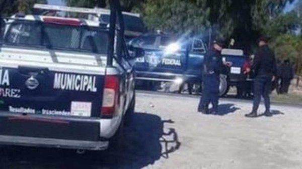 Comando embosca y ejecuta a dos policías estatales durante operativo