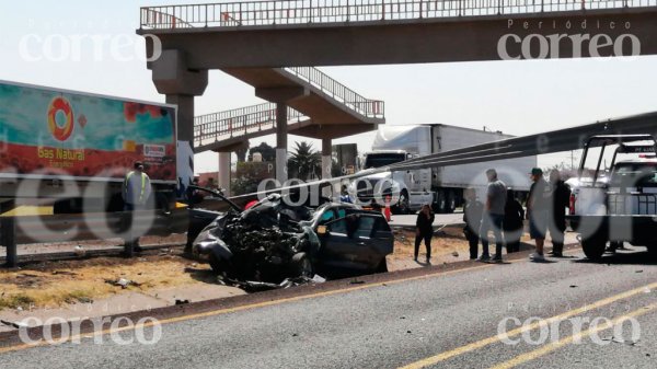 En TERRIBLE accidente muere hermana del alcalde de Pénjamo; familiares quedan heridos