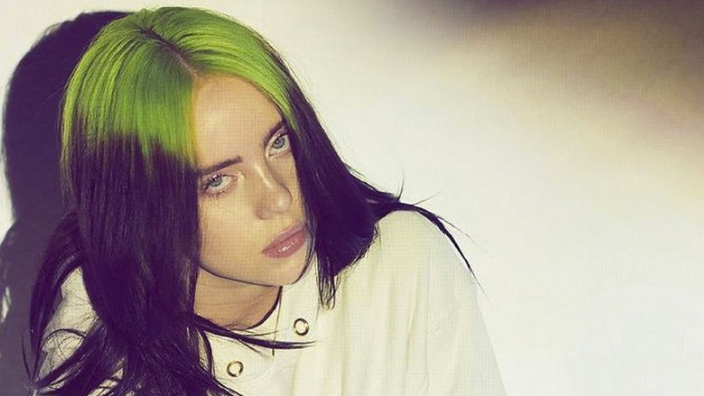 Sorprende Billie Eilish a sus seguidores con nuevo look