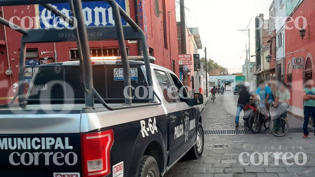 Le arrebatan la vida mientras iba en su camioneta por Dolores