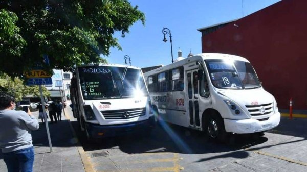 Paradas del transporte público en la zona centro regresan a sus lugares habituales