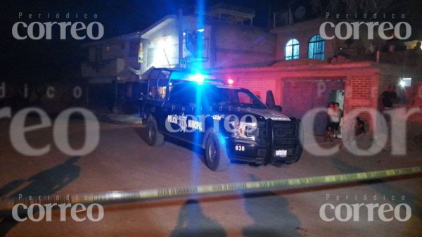 Atacan a madre e hijo en tienda de abarrotes de León; matan a la mujer