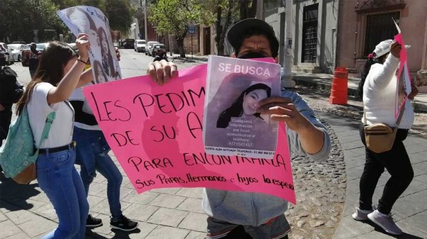 Familiares de Guadalupe González Herrera se manifiestan en la Capital para exigir su búsqueda