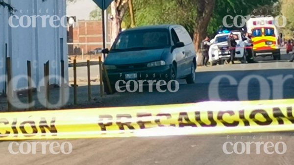 Lo interceptan en la carretera de Romita a San Clemente y lo asesinan