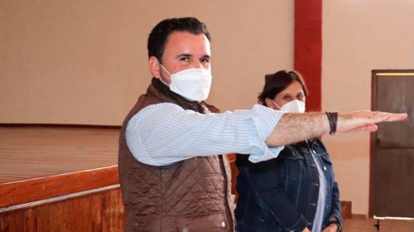 Luis Fernando Velázquez rinde protesta como alcalde de Coroneo