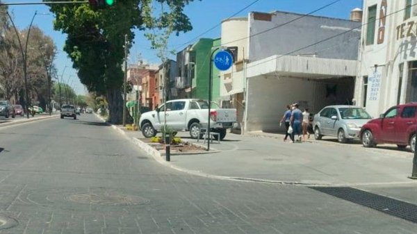 Comerciantes denuncian que agentes de Tránsito afectan las ventas