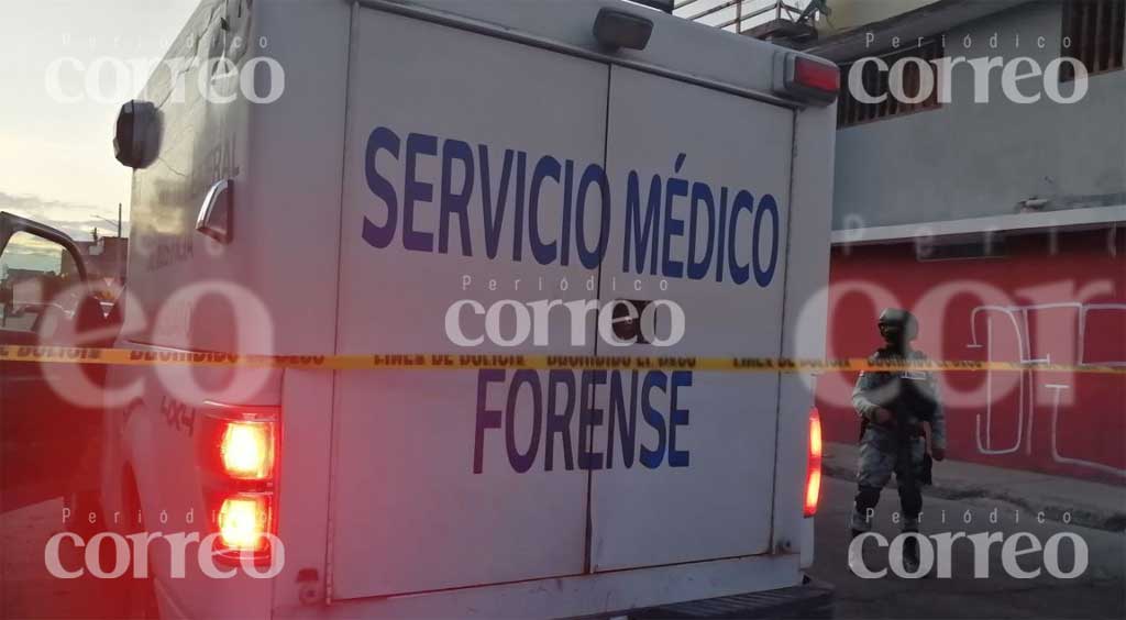 EJECUTAN a joven en su propia casa