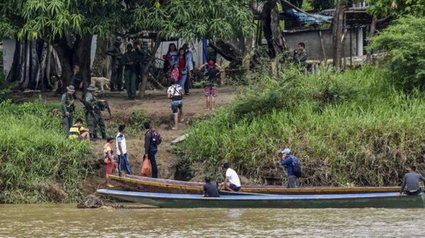 Venezuela confirma ocho militares muertos en combates en la frontera con Colombia