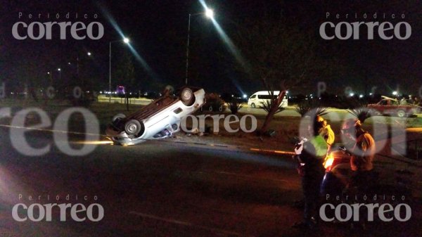 Muere tras volcarse en el Cuarto Cinturón Vial