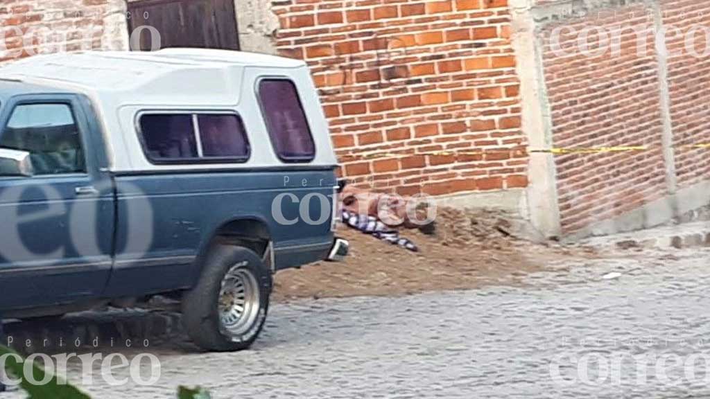 Localizan el cadáver de un hombre semidesnudo en Yuriria