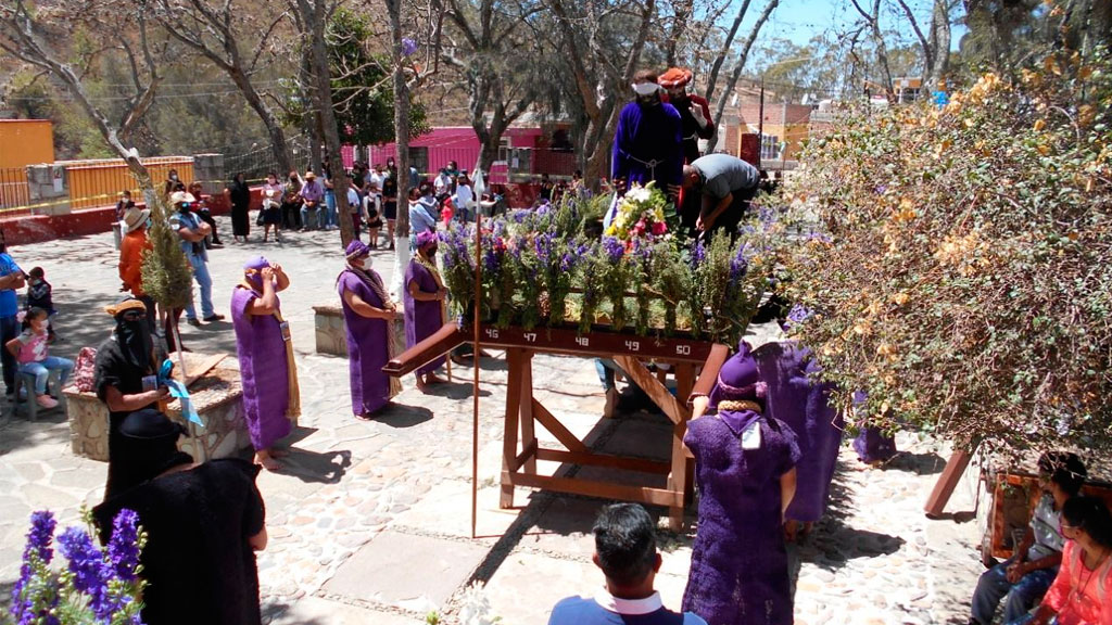 Aseguran habitantes de Mineral de Llanos que viacrucis no se hizo ‘a la brava’