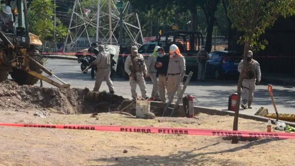 Túnel para robar gasolina se derrumba y por poco causa EXPLOSIÓN