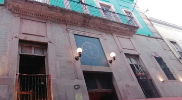 Se ‘brincan’ al INAH para pintar fachada de inmueble