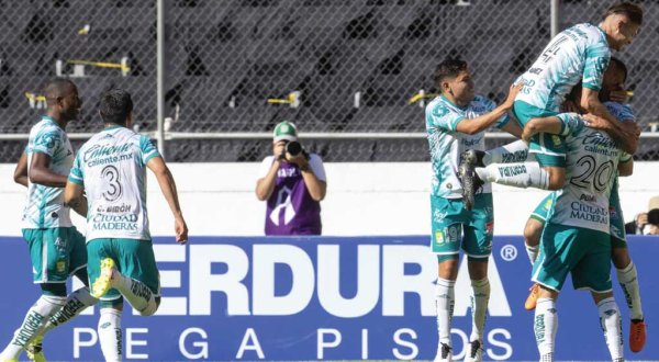 León logra su cuarta victoria consecutiva ante Atlas