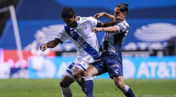 Puebla saca triunfo contra Pachuca