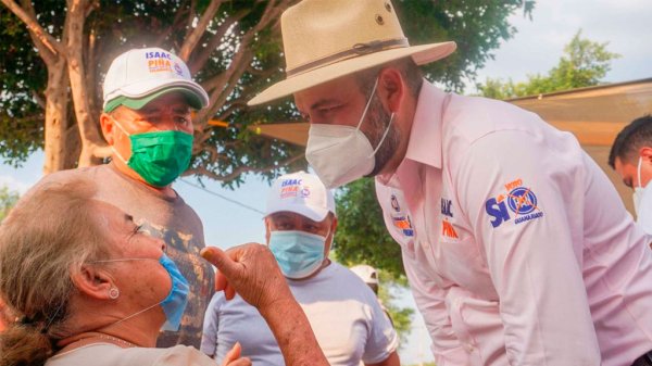 Isaac Piña ofrece ser un aliado para los habitantes de las comunidades olvidadas