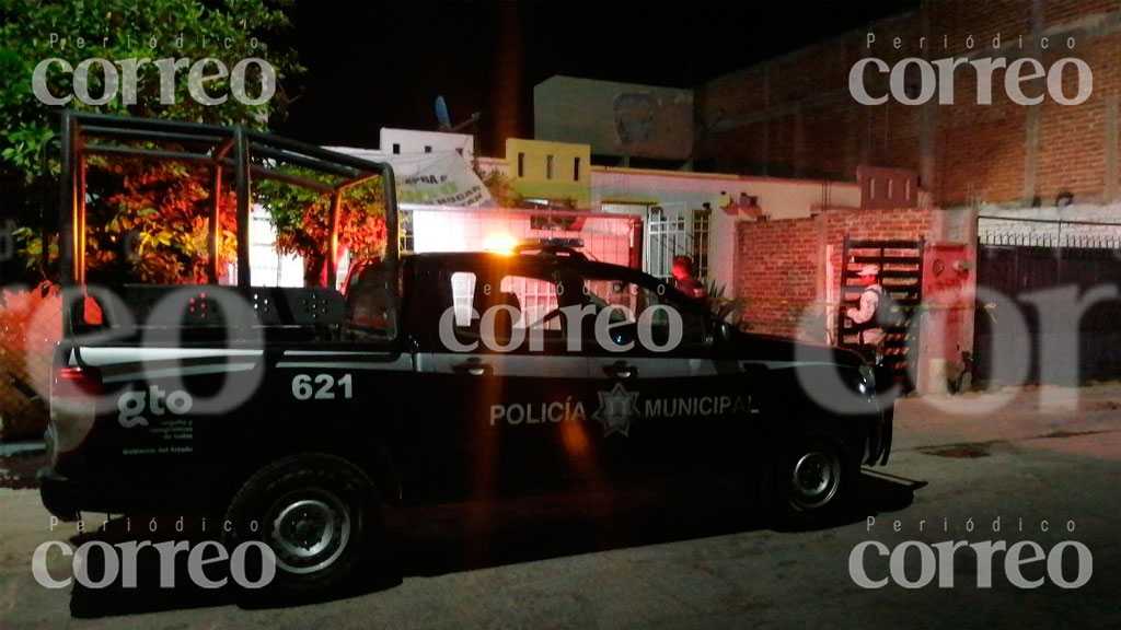 Lo balean mientras estaba parado en la puerta de su casa