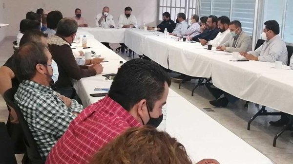 Isaac Piña invita a empresarios salmantinos a confiar en su propuesta