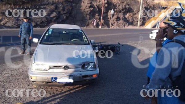 Resultan lesionados tras choque en carretera a Marfil